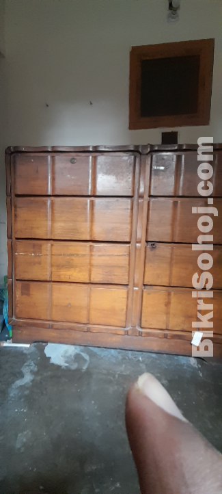 সেগুন কাঠের ওয়ারড্রব